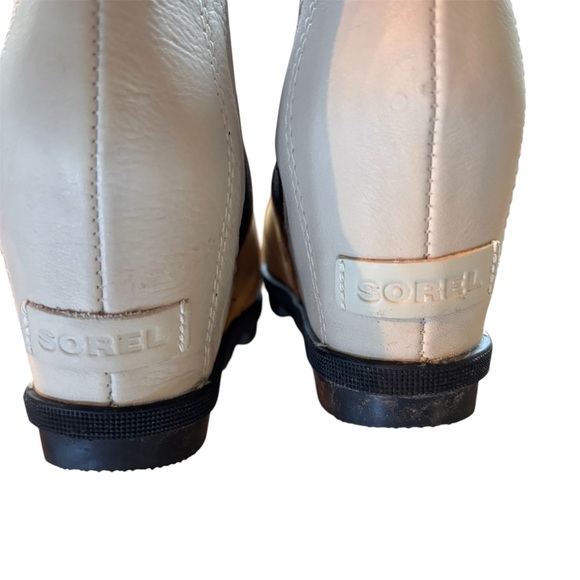 SOREL  Joan Of Arctic Leather
Wedge Chelsea Boots in Carmel Brown White,size 9 - Picture 8 of 12
